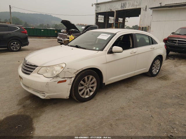 Продаж на аукціоні авто 2010 Chrysler Sebring Limited, vin: 1C3CC5FB4AN162927, номер лоту: 45609601