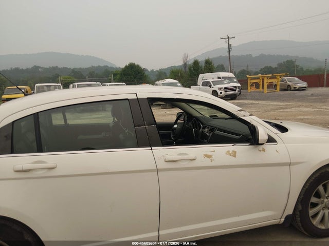 Продаж на аукціоні авто 2010 Chrysler Sebring Limited, vin: 1C3CC5FB4AN162927, номер лоту: 45609601