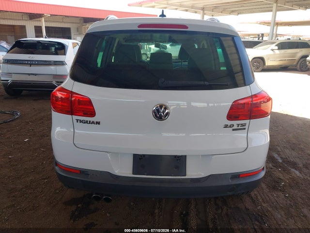 2013 Volkswagen Tiguan Se მანქანა იყიდება აუქციონზე, vin: WVGBV7AX9DW512210, აუქციონის ნომერი: 45609606