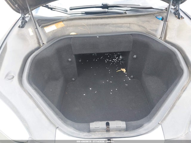45609619 :رقم المزاد ، 5YJSA1CP2DFP14840 vin ، 2013 Tesla Model S Performance مزاد بيع