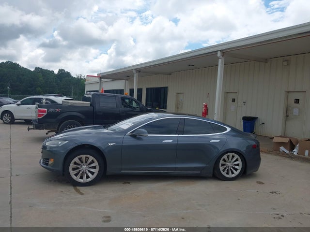 45609619 :رقم المزاد ، 5YJSA1CP2DFP14840 vin ، 2013 Tesla Model S Performance مزاد بيع