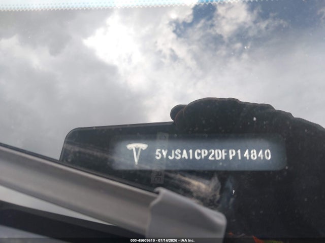 45609619 :رقم المزاد ، 5YJSA1CP2DFP14840 vin ، 2013 Tesla Model S Performance مزاد بيع