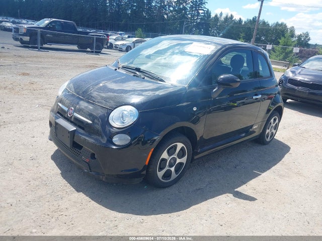Fiat 500E BATTERY ELECTRIC 2014 3C3CFFGE2ET175901 Image 2