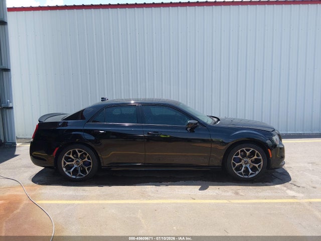 45609671 :رقم المزاد ، 2C3CCABT6GH194626 vin ، 2016 Chrysler 300 مزاد بيع