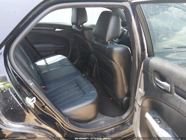 45609671 :رقم المزاد ، 2C3CCABT6GH194626 vin ، 2016 Chrysler 300 مزاد بيع