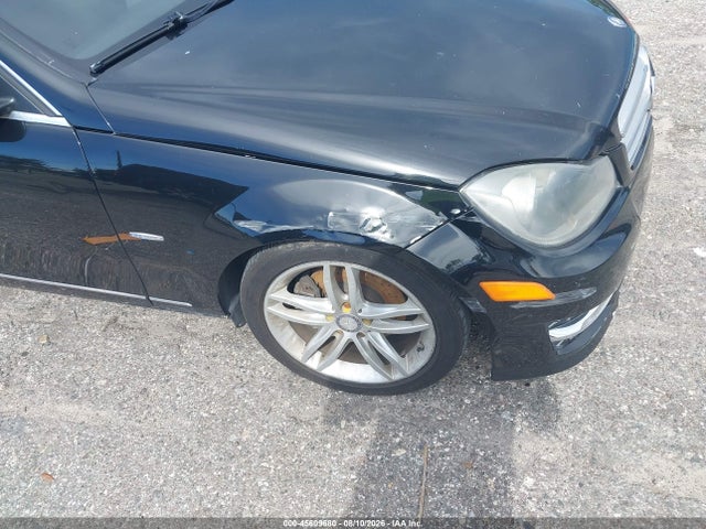 Aukcja sprzedaży 2012 Mercedes-benz C 250 Luxury/sport, vin: WDDGF4HB5CR207127, numer aukcji: 45609680