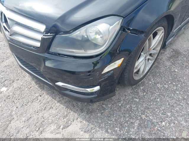 Aukcja sprzedaży 2012 Mercedes-benz C 250 Luxury/sport, vin: WDDGF4HB5CR207127, numer aukcji: 45609680