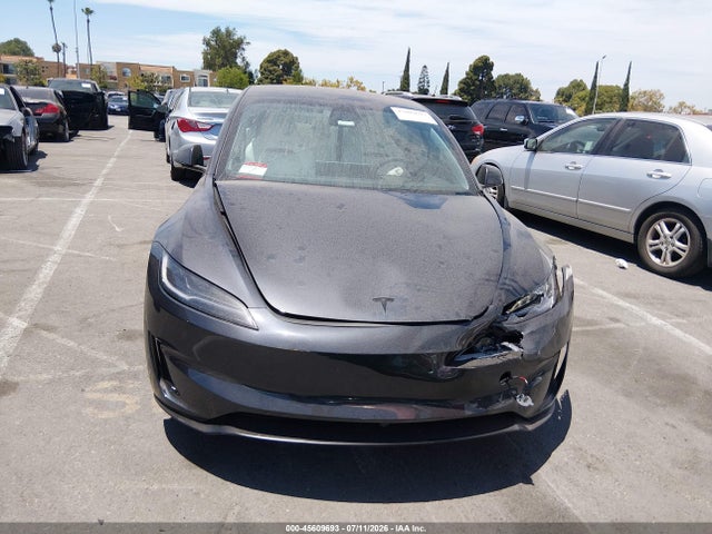 Tesla Model 3 Performance All-wheel Drive 2026 5YJ3E1ETXTF182948 Image 11