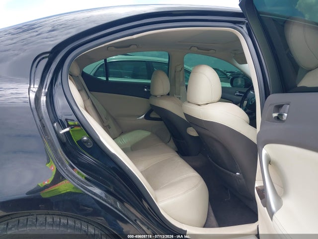 45609718 :رقم المزاد ، JTHBF5C29C2103040 vin ، 2012 Lexus Is 250 مزاد بيع