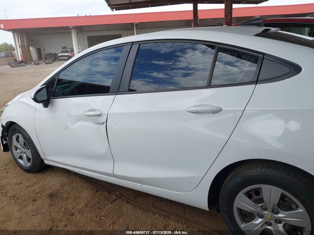 1G1BC5SM4J7212785 Chevrolet Cruze Ls Auto