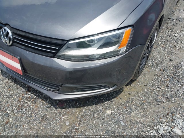 Auction sale of the 2013 Volkswagen Jetta 2.5l Se, vin: 3VWDP7AJ7DM385604, lot number: 45609738