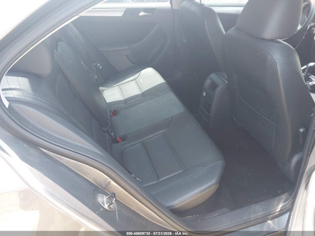 Auction sale of the 2013 Volkswagen Jetta 2.5l Se, vin: 3VWDP7AJ7DM385604, lot number: 45609738