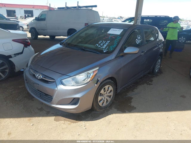 Hyundai ACCENT SE 2017 KMHCT5AE9HU326164 Image 2
