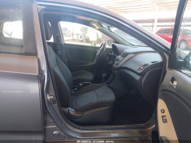 Hyundai ACCENT SE 2017 KMHCT5AE9HU326164 Image 5