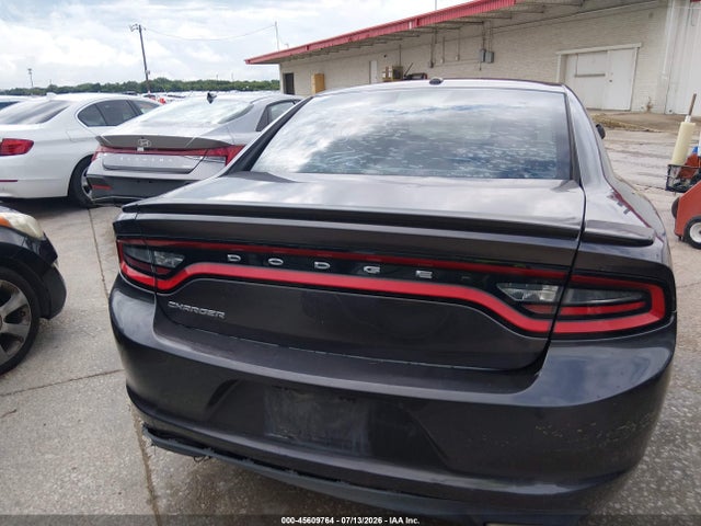 2C3CDXBG1FH725488 Dodge Charger Se