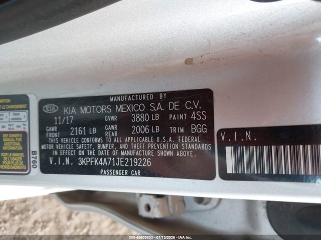 KIA FORTE LX 2018 3KPFK4A71JE219226 Image 8