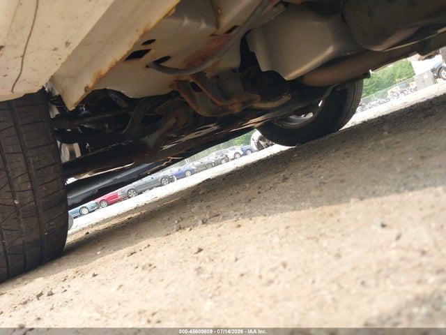 2015 Chrysler Town & Country Touring მანქანა იყიდება აუქციონზე, vin: 2C4RC1BG3FR521789, აუქციონის ნომერი: 45609809