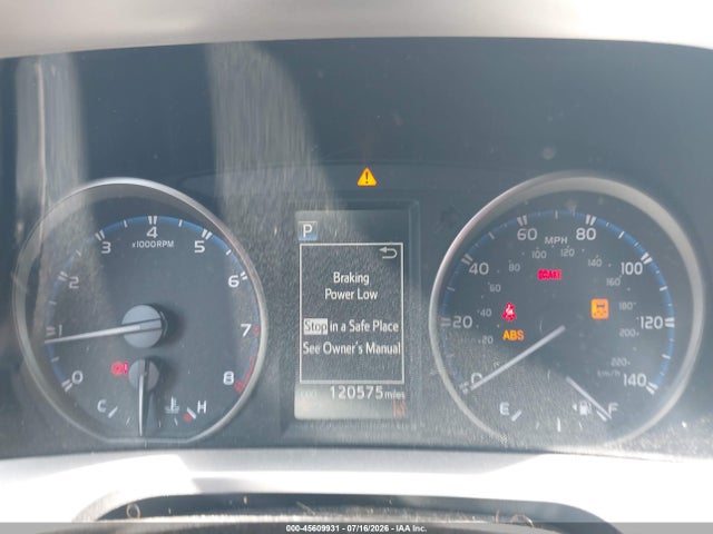 JTMBFREV7JJ723257 Toyota RAV4 LE