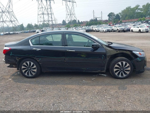 1HGCR6F76EA007516 Honda Accord Hybrid Touring