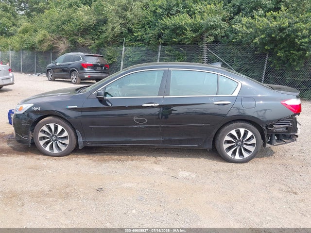 1HGCR6F76EA007516 Honda Accord Hybrid Touring