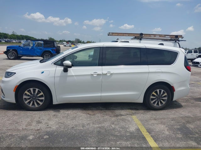 Aukcja sprzedaży 2023 Chrysler Pacifica Hybrid Touring L, vin: 2C4RC1L71PR622300, numer aukcji: 45609945