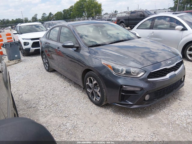 2020 3KPF24AD4LE262435 main image