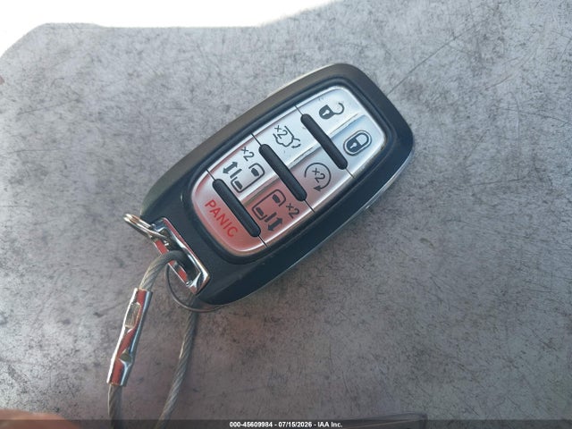 Продаж на аукціоні авто 2023 Chrysler Pacifica Hybrid Touring L, vin: 2C4RC1L73PR626123, номер лоту: 45609984