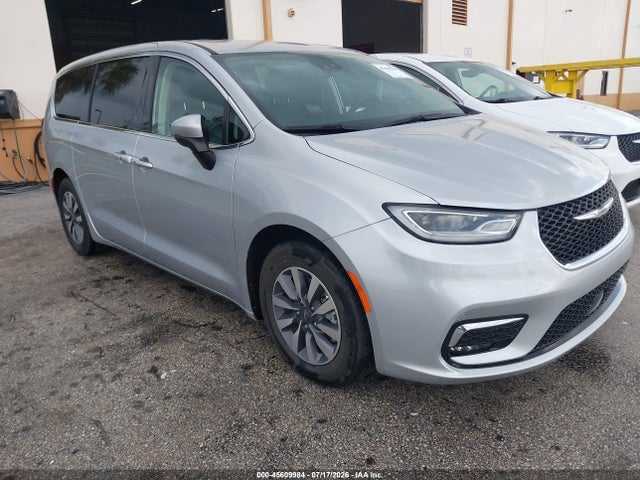 Продаж на аукціоні авто 2023 Chrysler Pacifica Hybrid Touring L, vin: 2C4RC1L73PR626123, номер лоту: 45609984