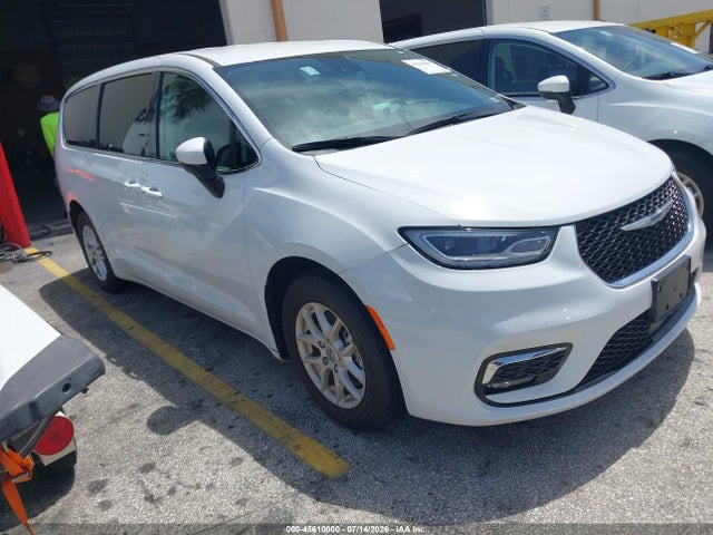 Продажа на аукционе авто 2023 Chrysler Pacifica Touring L, vin: 2C4RC1BG9PR594733, номер лота: 45610000