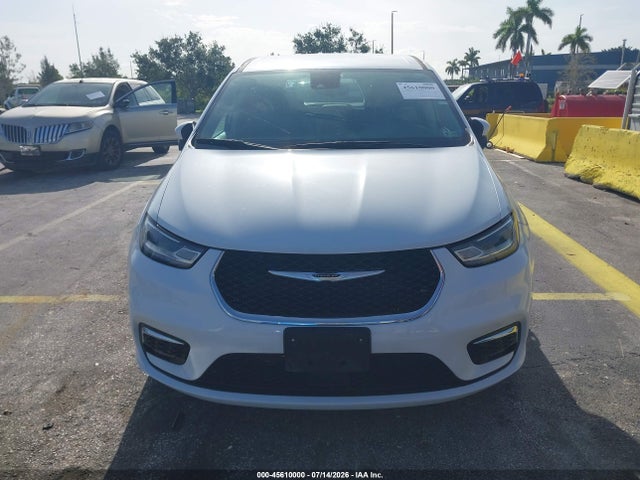 Продаж на аукціоні авто 2023 Chrysler Pacifica Touring L, vin: 2C4RC1BG9PR594733, номер лоту: 45610000