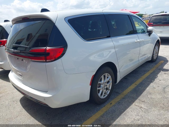 Продаж на аукціоні авто 2023 Chrysler Pacifica Touring L, vin: 2C4RC1BG9PR594733, номер лоту: 45610000