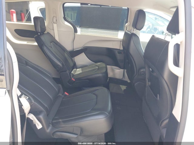 Продаж на аукціоні авто 2023 Chrysler Pacifica Touring L, vin: 2C4RC1BG9PR594733, номер лоту: 45610000