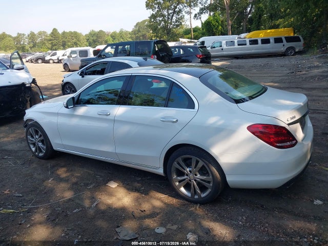 Aukcja sprzedaży 2015 Mercedes-benz C 300 4matic, vin: 55SWF4KB5FU002088, numer aukcji: 45610013