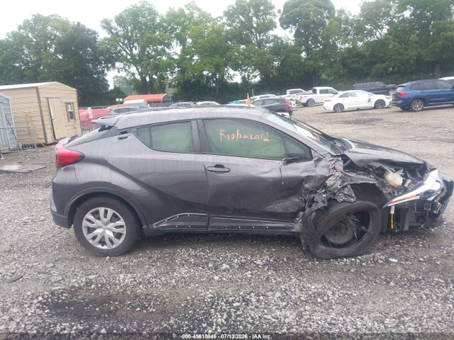 Toyota C-HR LE 2020 JTNKHMBX1L1094029 Image 13