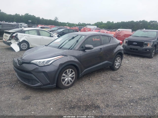 Toyota C-HR LE 2020 JTNKHMBX1L1094029 Image 2