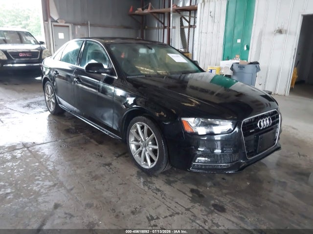 45610092 :رقم المزاد ، WAUFFAFLXFN036738 vin ، 2015 Audi A4 2.0t Premium مزاد بيع