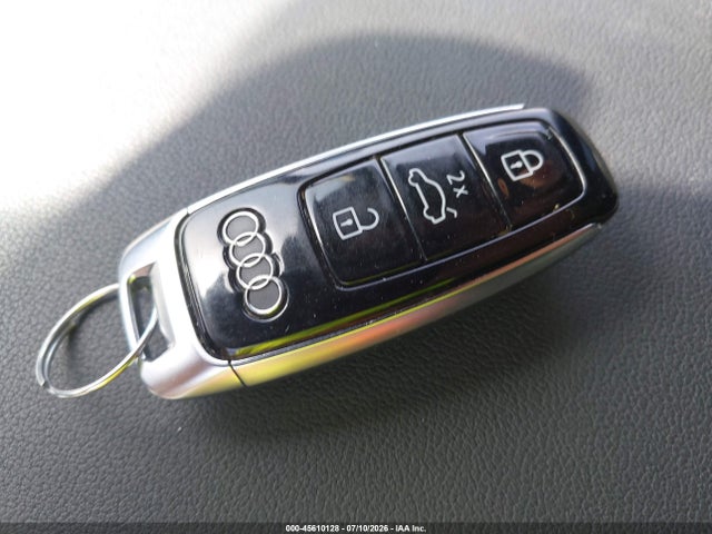 45610128 :رقم المزاد ، WA1LXAF76MD011922 vin ، 2021 Audi Q7 Premium Plus 55 Tfsi Quattro Tiptronic مزاد بيع