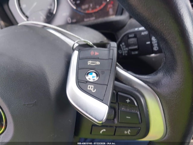Продажа на аукционе авто 2018 Bmw X1 Xdrive28i, vin: WBXHT3C32J3H32864, номер лота: 45610165