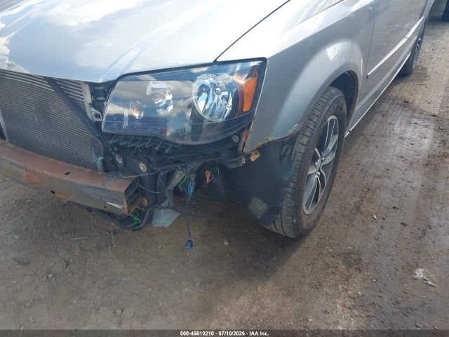 45610210 :رقم المزاد ، 2C4RDGEG1FR558271 vin ، 2015 Dodge Grand Caravan R/t مزاد بيع