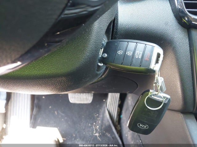 2020 Kia Optima Lx მანქანა იყიდება აუქციონზე, vin: 5XXGT4L31LG403961, აუქციონის ნომერი: 45610212