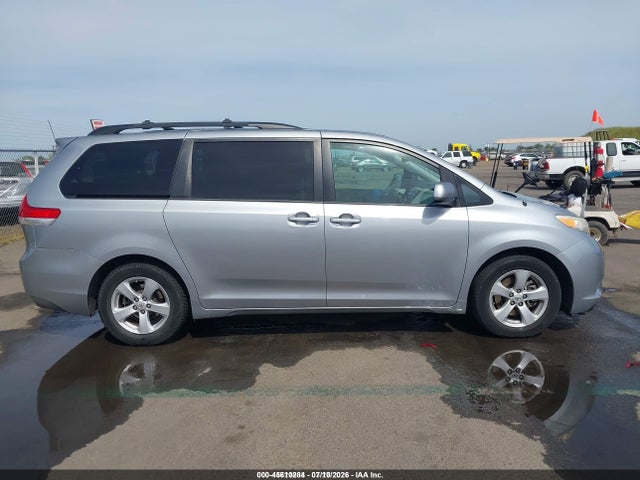 Продаж на аукціоні авто 2013 Toyota Sienna Le V6 8 Passenger, vin: 5TDKK3DC0DS303596, номер лоту: 45610284