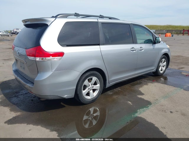 Продаж на аукціоні авто 2013 Toyota Sienna Le V6 8 Passenger, vin: 5TDKK3DC0DS303596, номер лоту: 45610284