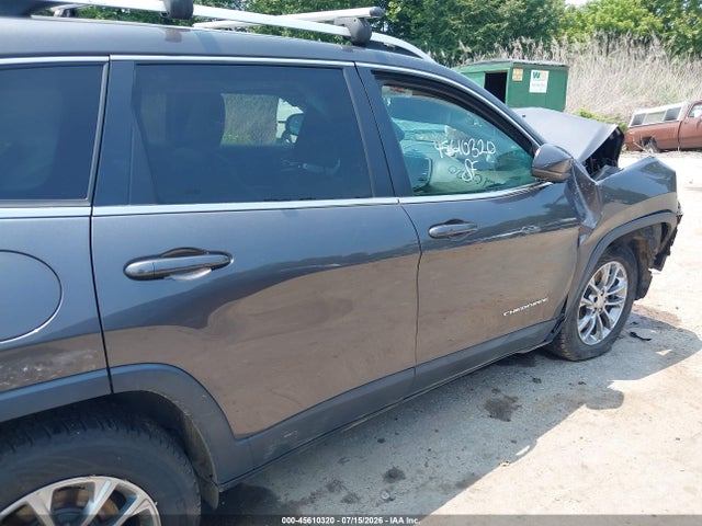 Auction sale of the 2019 Jeep Cherokee Latitude Plus 4x4, vin: 1C4PJMLX5KD271384, lot number: 45610320