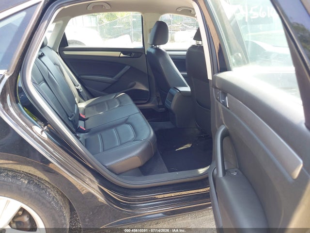 Продажа на аукционе авто 2014 Volkswagen Passat 1.8t Wolfsburg Edition, vin: 1VWAT7A39EC039069, номер лота: 45610391