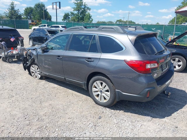 45610405 :رقم المزاد ، 4S4BSAFC4J3235619 vin ، 2018 Subaru Outback 2.5i Premium مزاد بيع