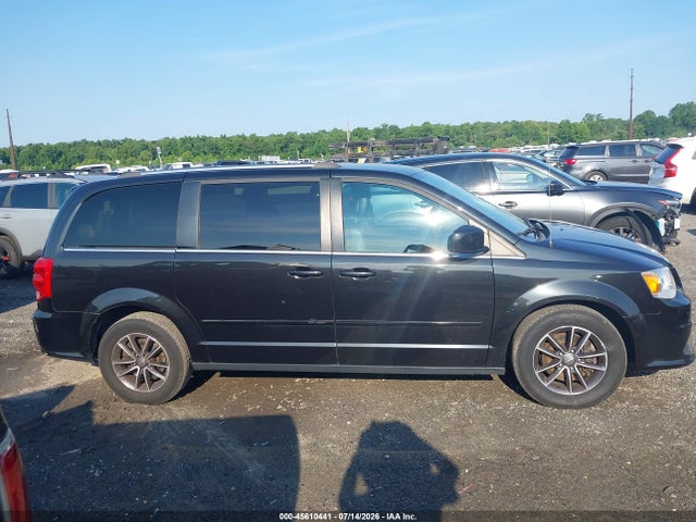 2017 Dodge Grand Caravan Sxt მანქანა იყიდება აუქციონზე, vin: 2C4RDGCG1HR740302, აუქციონის ნომერი: 45610441