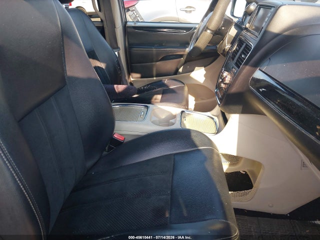 2017 Dodge Grand Caravan Sxt მანქანა იყიდება აუქციონზე, vin: 2C4RDGCG1HR740302, აუქციონის ნომერი: 45610441
