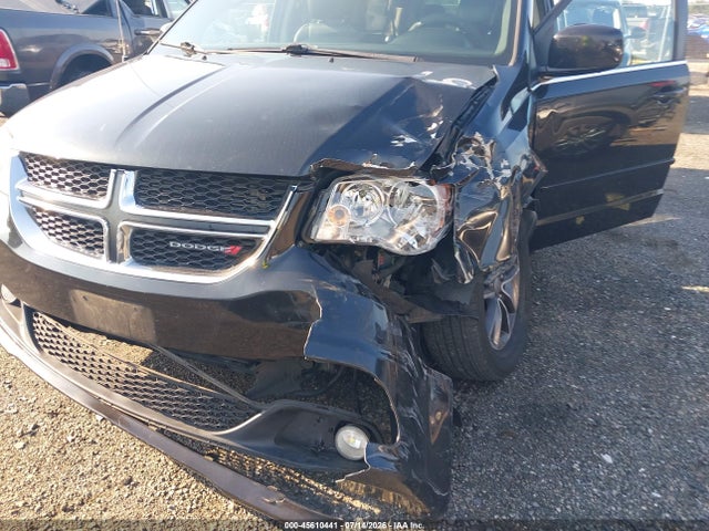 2017 Dodge Grand Caravan Sxt მანქანა იყიდება აუქციონზე, vin: 2C4RDGCG1HR740302, აუქციონის ნომერი: 45610441