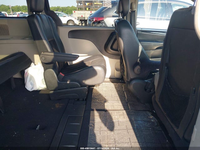 2017 Dodge Grand Caravan Sxt მანქანა იყიდება აუქციონზე, vin: 2C4RDGCG1HR740302, აუქციონის ნომერი: 45610441