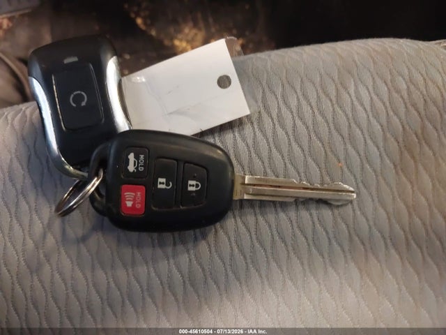 Aukcja sprzedaży 2016 Toyota Corolla Le, vin: 5YFBURHE0GP472250, numer aukcji: 45610504